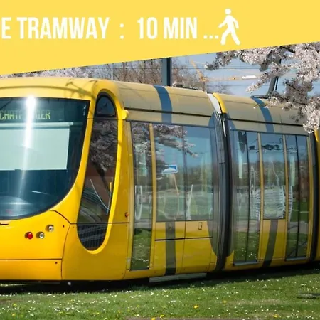 D Quai De L Alma Appartamento